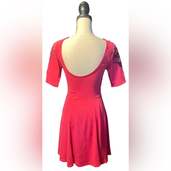 Free People Raspberry Floral Garden Sleeve Embroidered Dress size Small EUC - Picture 5 of 14
